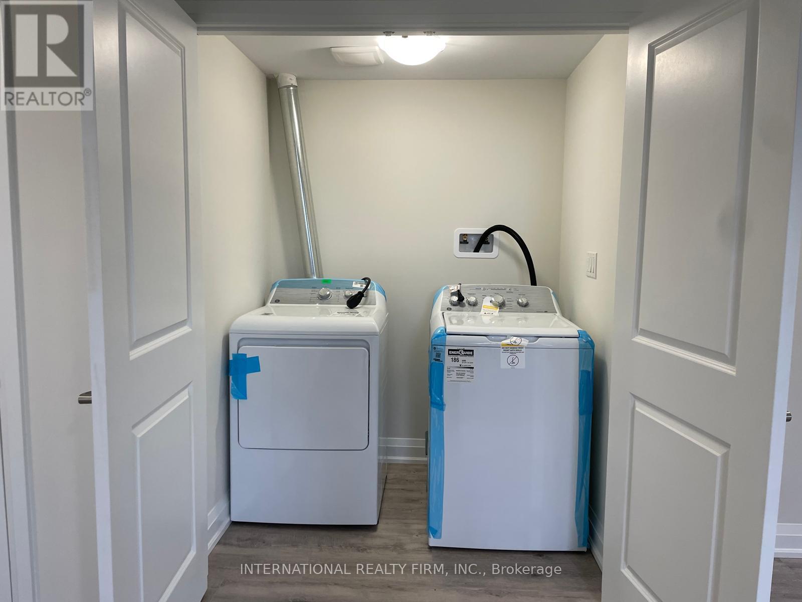 B - 184 Sanderling Crescent, Kawartha Lakes, Ontario  K9V 0M8 - Photo 12 - X12498672