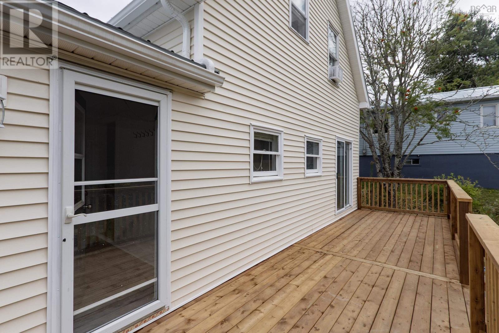 21 Mechanic Street, Springhill, Nova Scotia  B0M 1X0 - Photo 7 - 202523358