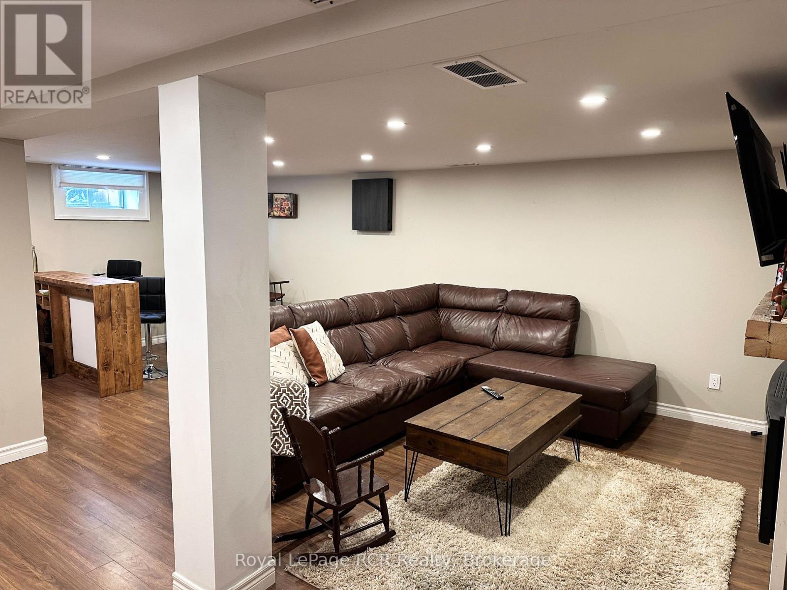 535 13th Street, Hanover, Ontario  N4N 1Y5 - Photo 20 - X12498738