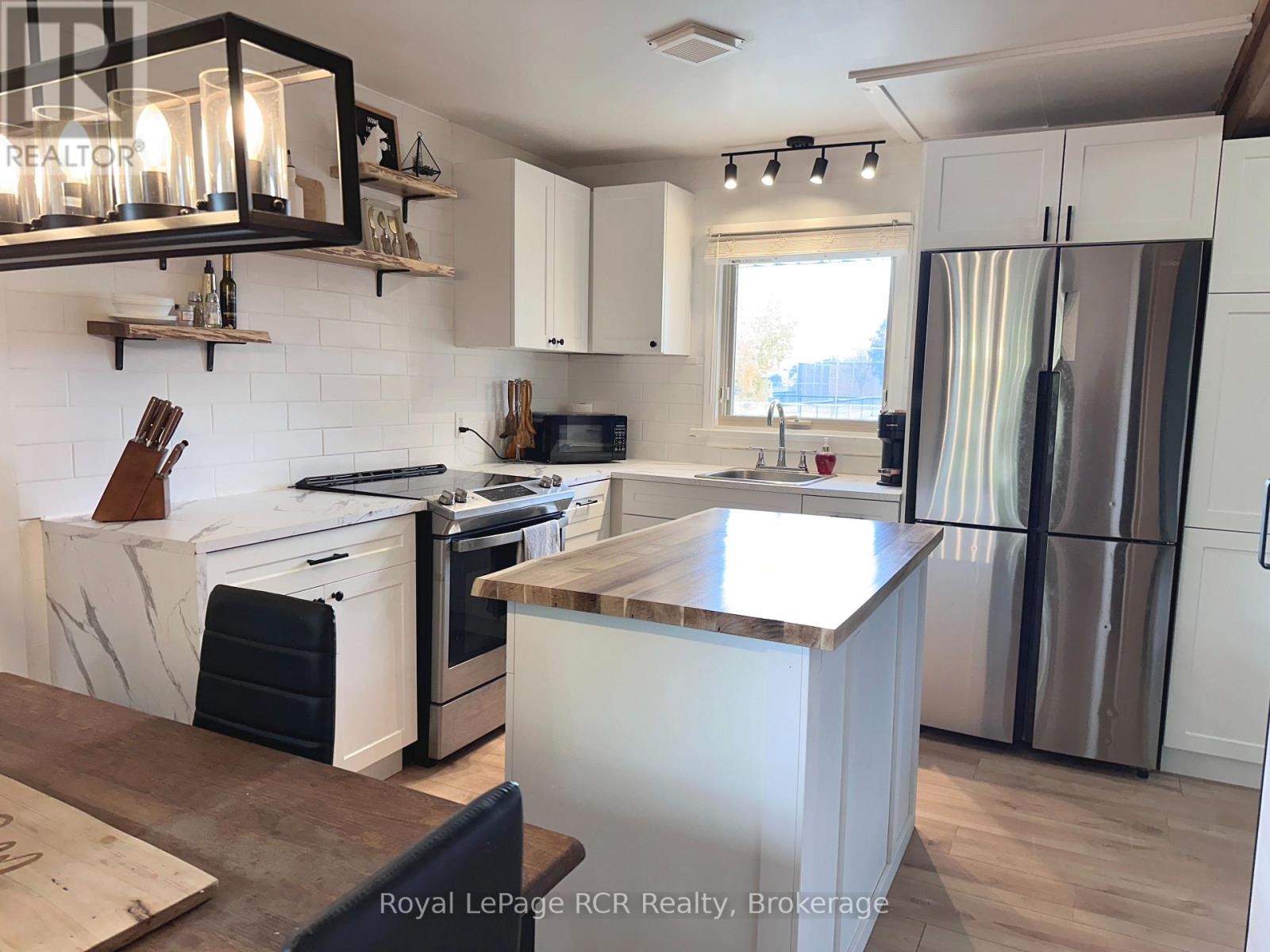 535 13th Street, Hanover, Ontario  N4N 1Y5 - Photo 7 - X12498738