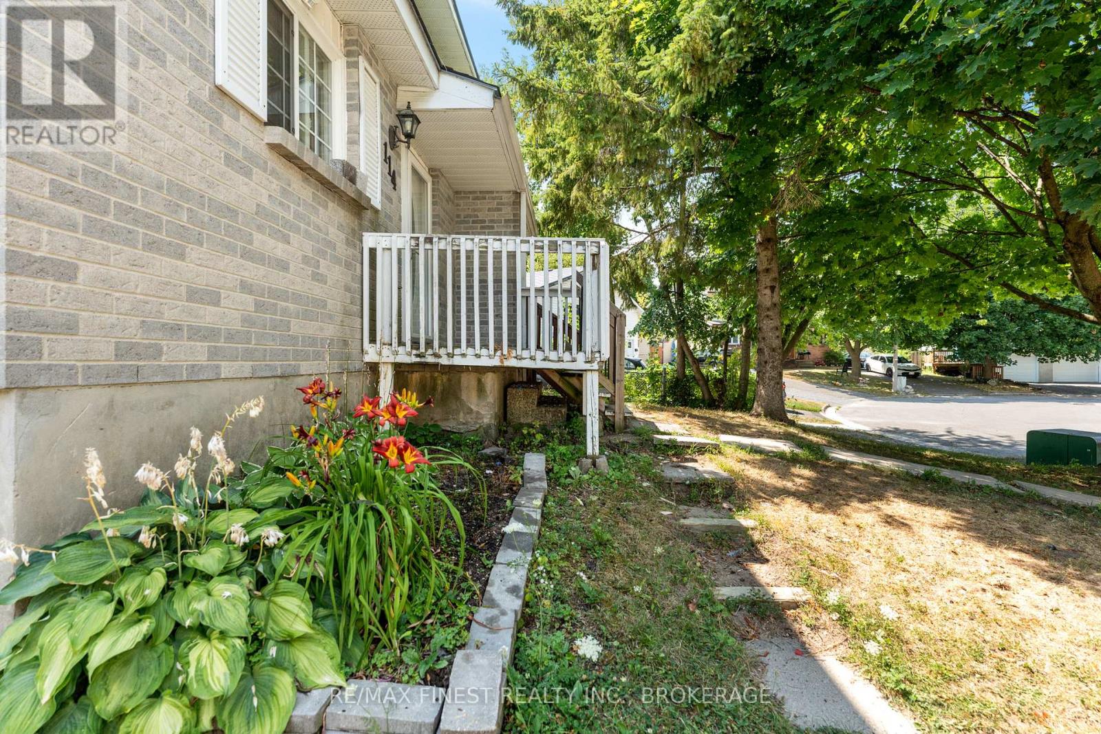 114 Jean Worrell Crescent, Kingston (Rideau), Ontario  K7K 6T3 - Photo 4 - X12498688
