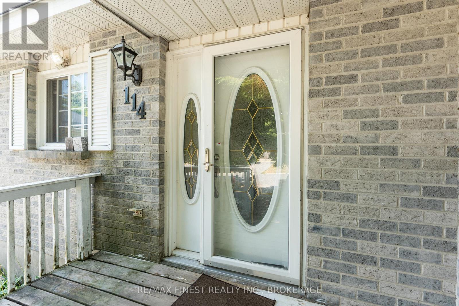 114 Jean Worrell Crescent, Kingston (Rideau), Ontario  K7K 6T3 - Photo 5 - X12498688