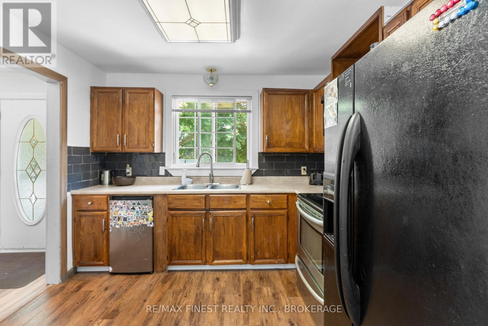 114 Jean Worrell Crescent, Kingston (Rideau), Ontario  K7K 6T3 - Photo 8 - X12498688