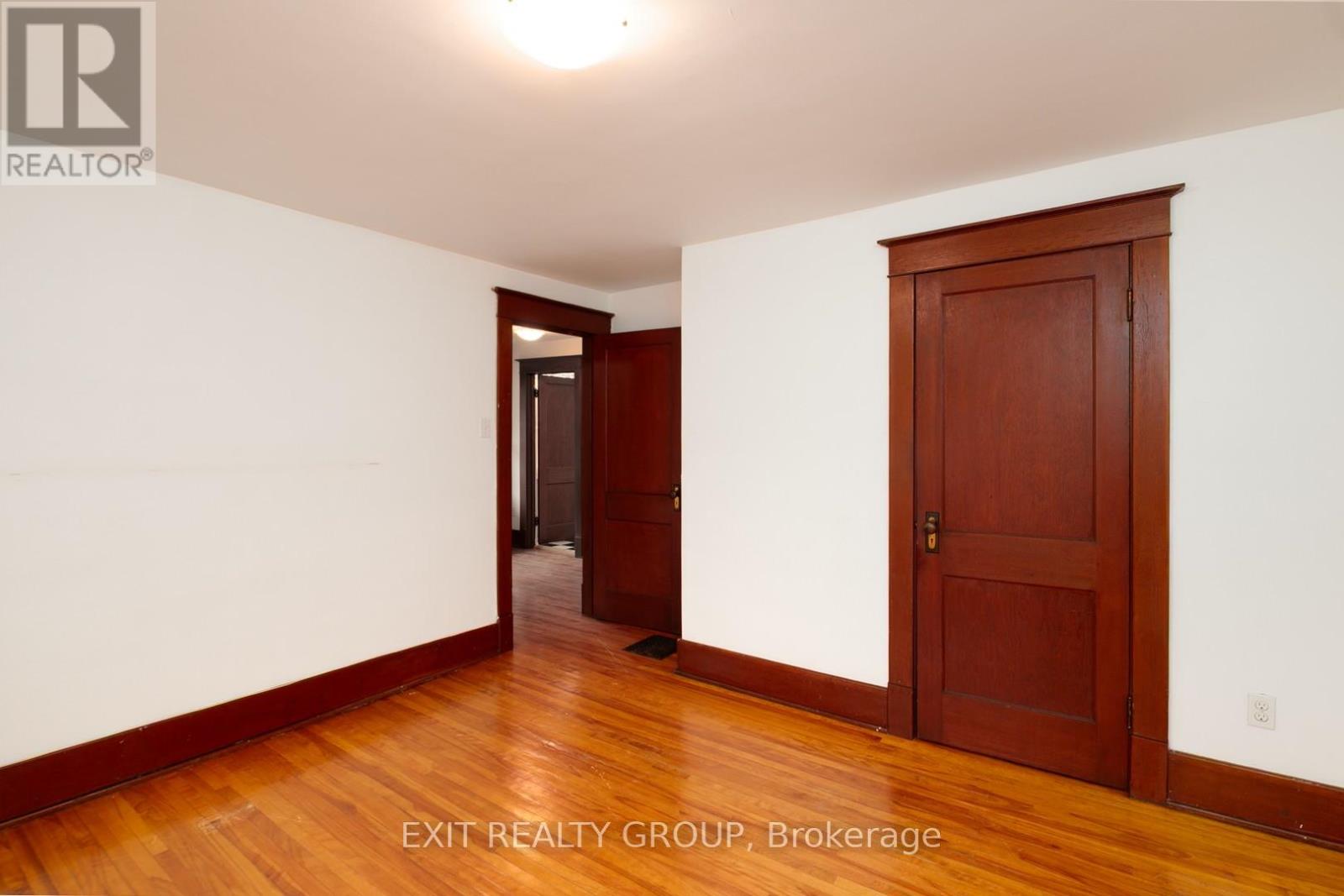 92 Byron Street, Quinte West, Ontario  K8V 2Y2 - Photo 18 - X12498706