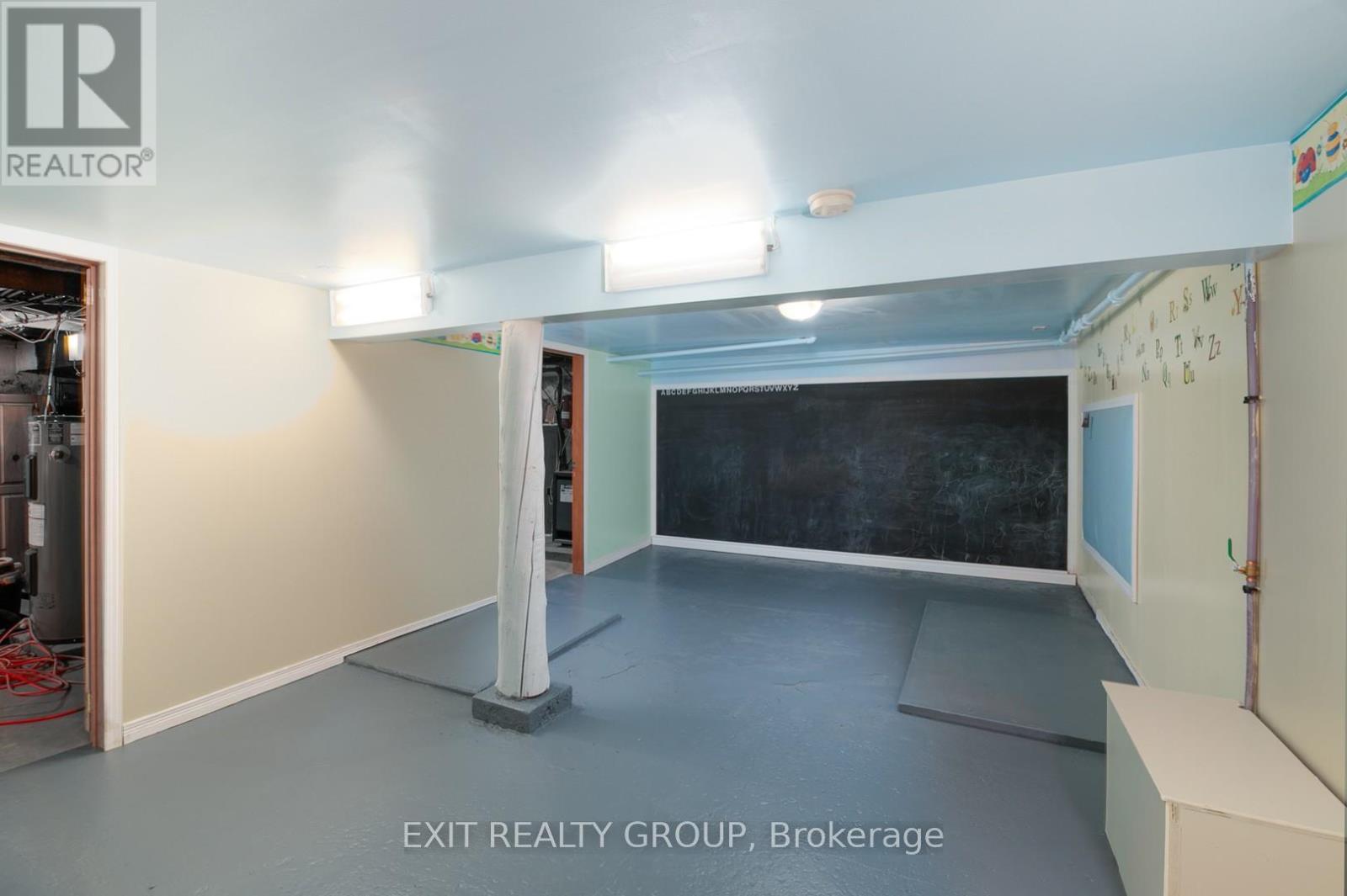 92 Byron Street, Quinte West, Ontario  K8V 2Y2 - Photo 24 - X12498706