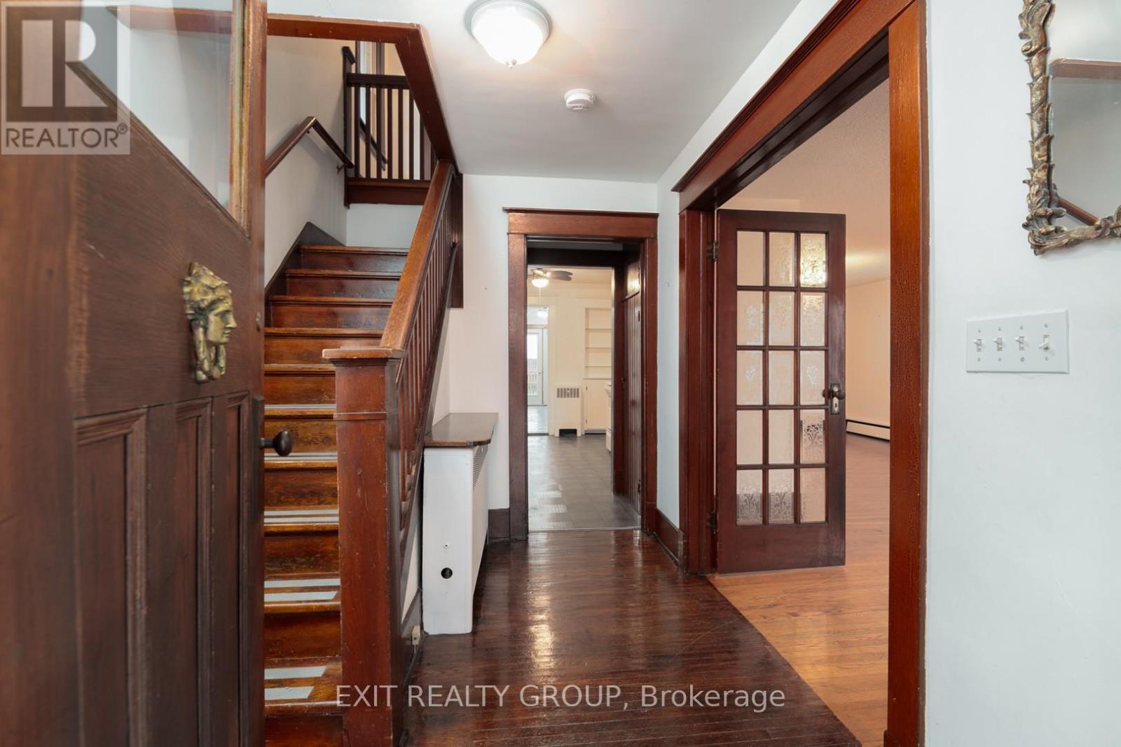 92 Byron Street, Quinte West, Ontario  K8V 2Y2 - Photo 4 - X12498706