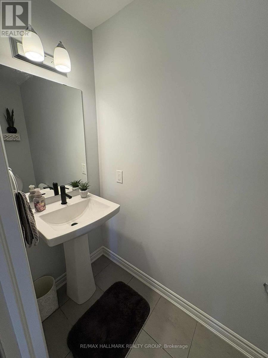 245 Atima Circle, Ottawa, Ontario  K2J 6T5 - Photo 10 - X12498720