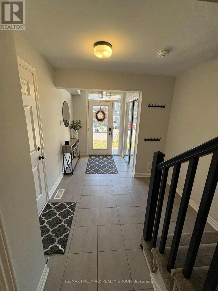 245 Atima Circle, Ottawa, Ontario  K2J 6T5 - Photo 2 - X12498720