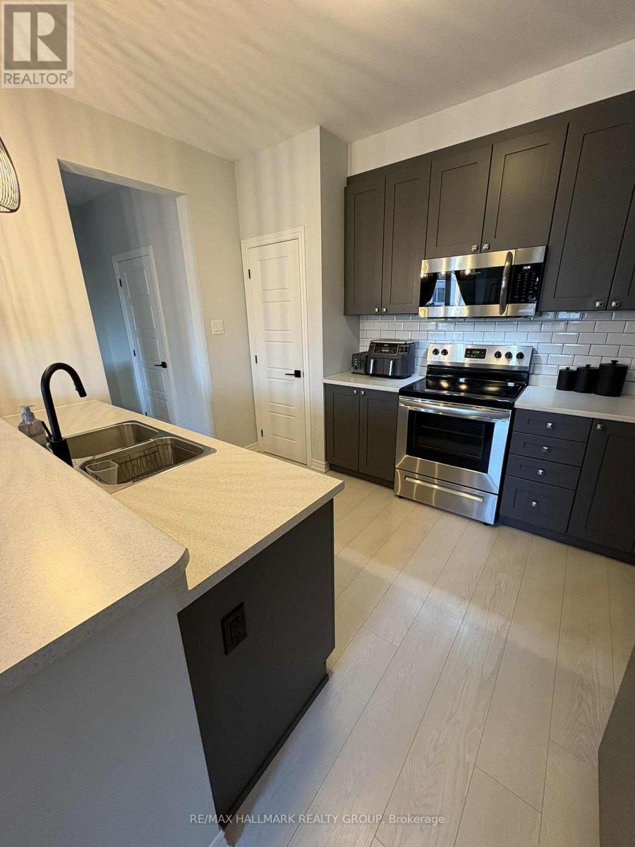 245 Atima Circle, Ottawa, Ontario  K2J 6T5 - Photo 6 - X12498720