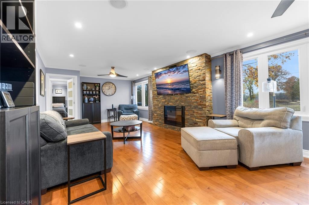 10042 Willoughby Drive, Niagara Falls, Ontario  L2E 6S6 - Photo 10 - 40783819