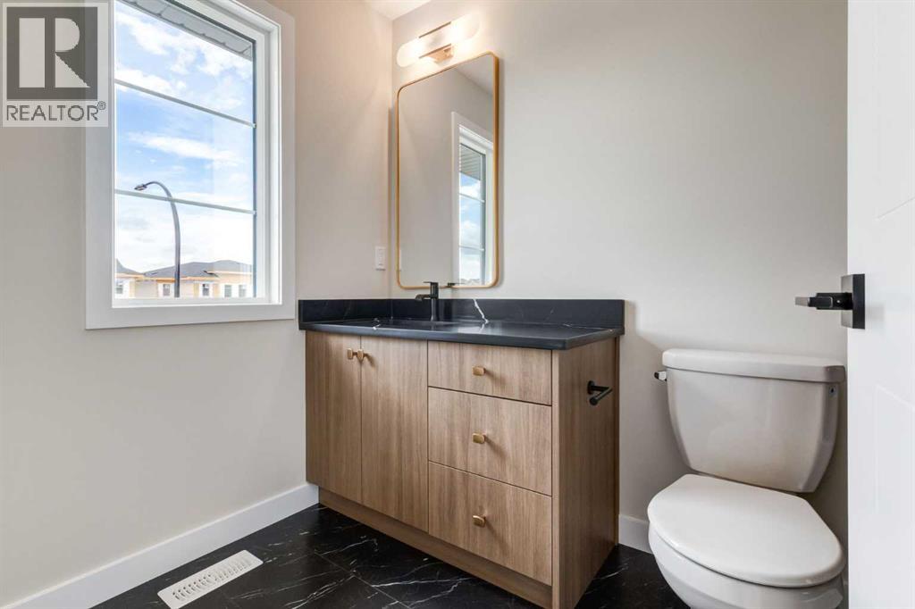 35 Belgian Court, Cochrane, Alberta  T4C 3H5 - Photo 31 - A2240396