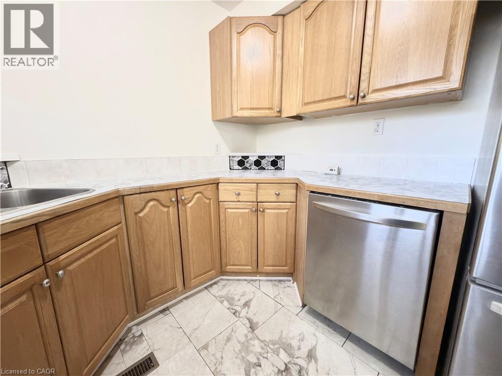 61 Thaler Avenue Unit# 12, Kitchener, Ontario  N2A 1R3 - Photo 6 - 40781255