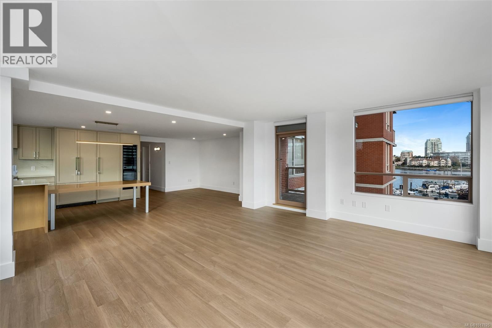 504 630 Montreal St, Victoria, British Columbia  V8V 4Y2 - Photo 21 - 1017825