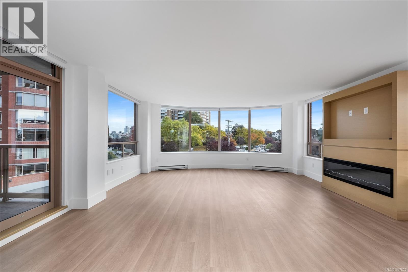 504 630 Montreal St, Victoria, British Columbia  V8V 4Y2 - Photo 17 - 1017825