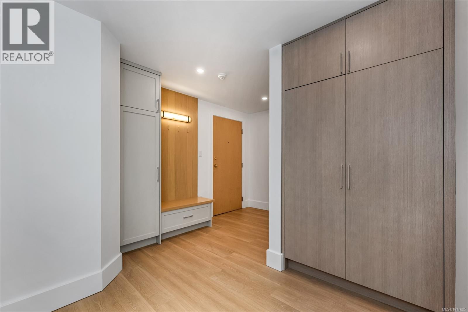 504 630 Montreal St, Victoria, British Columbia  V8V 4Y2 - Photo 37 - 1017825