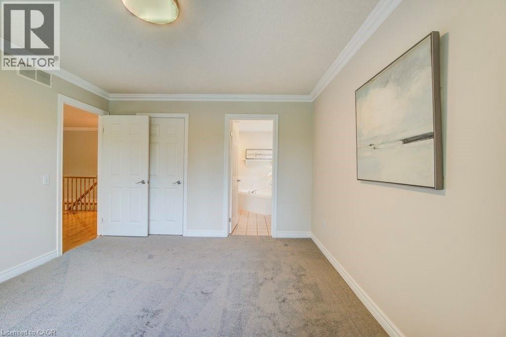 670 Salzburg Drive, Waterloo, Ontario  N2V 2N8 - Photo 17 - 40779457