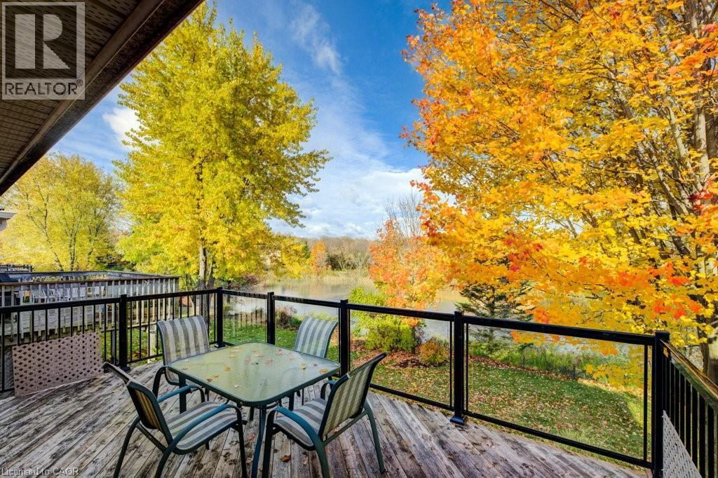 670 Salzburg Drive, Waterloo, Ontario  N2V 2N8 - Photo 35 - 40779457