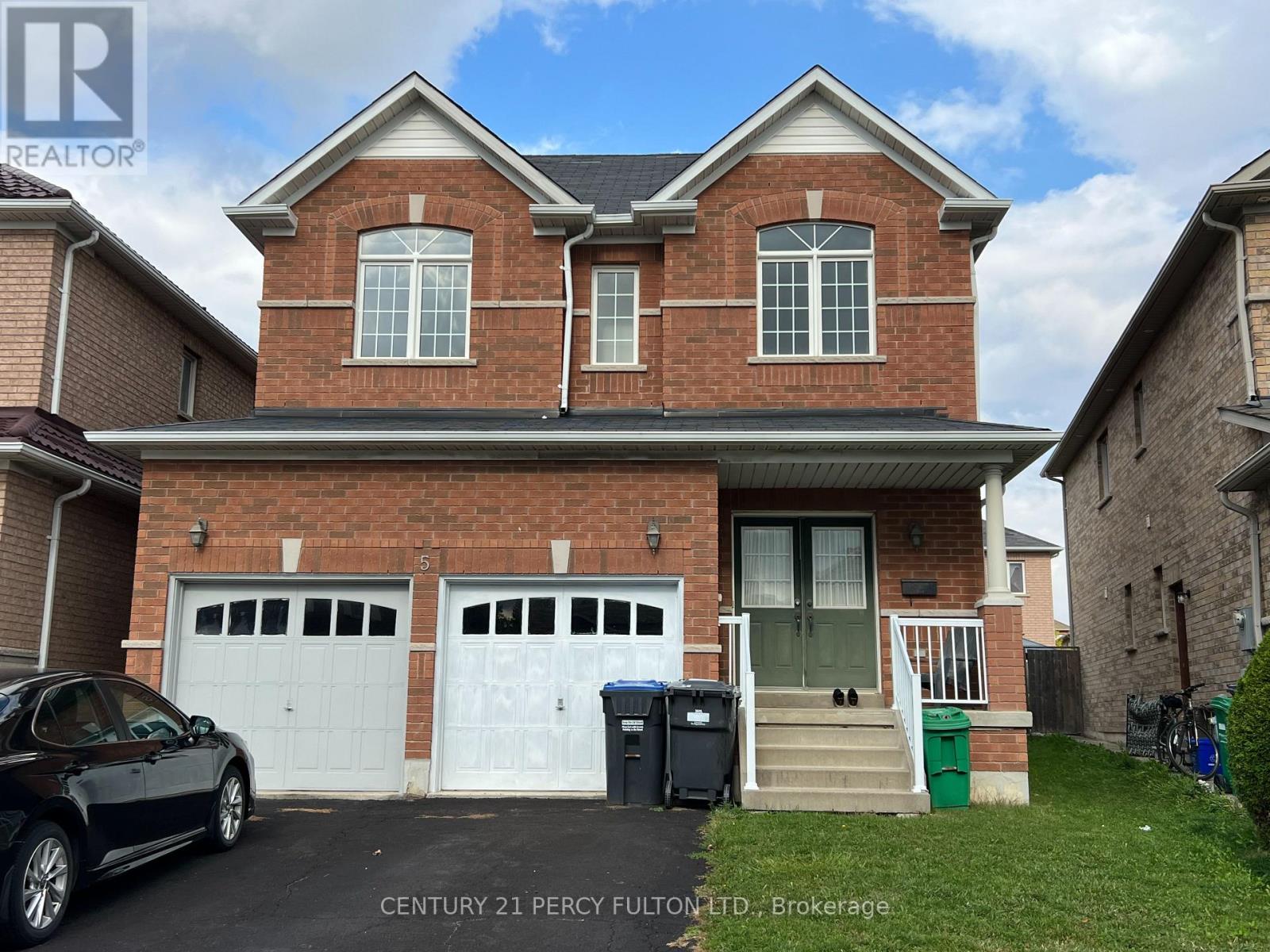 5 Attmar Drive, Brampton (Bram East), Ontario  L6P 2R4 - Photo 2 - W12498544