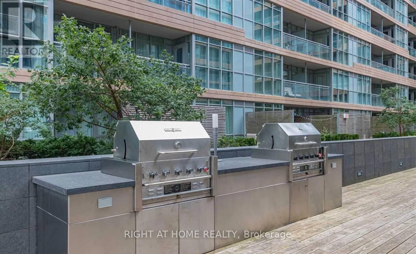 3303 - 15 Iceboat Terrace, Toronto, Ontario  M5V 4A5 - Photo 21 - C12498710