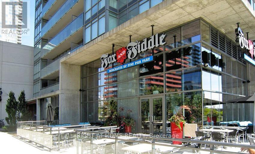 3303 - 15 Iceboat Terrace, Toronto, Ontario  M5V 4A5 - Photo 24 - C12498710