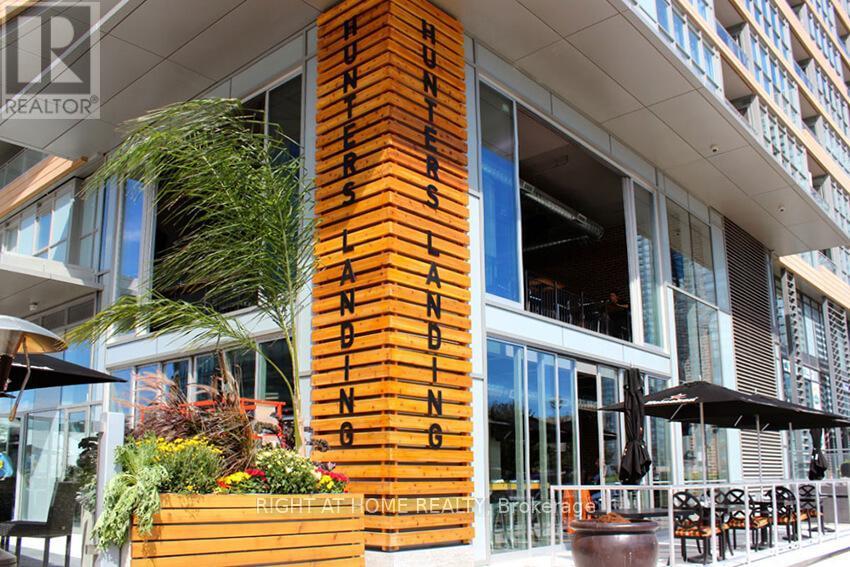 3303 - 15 Iceboat Terrace, Toronto, Ontario  M5V 4A5 - Photo 25 - C12498710