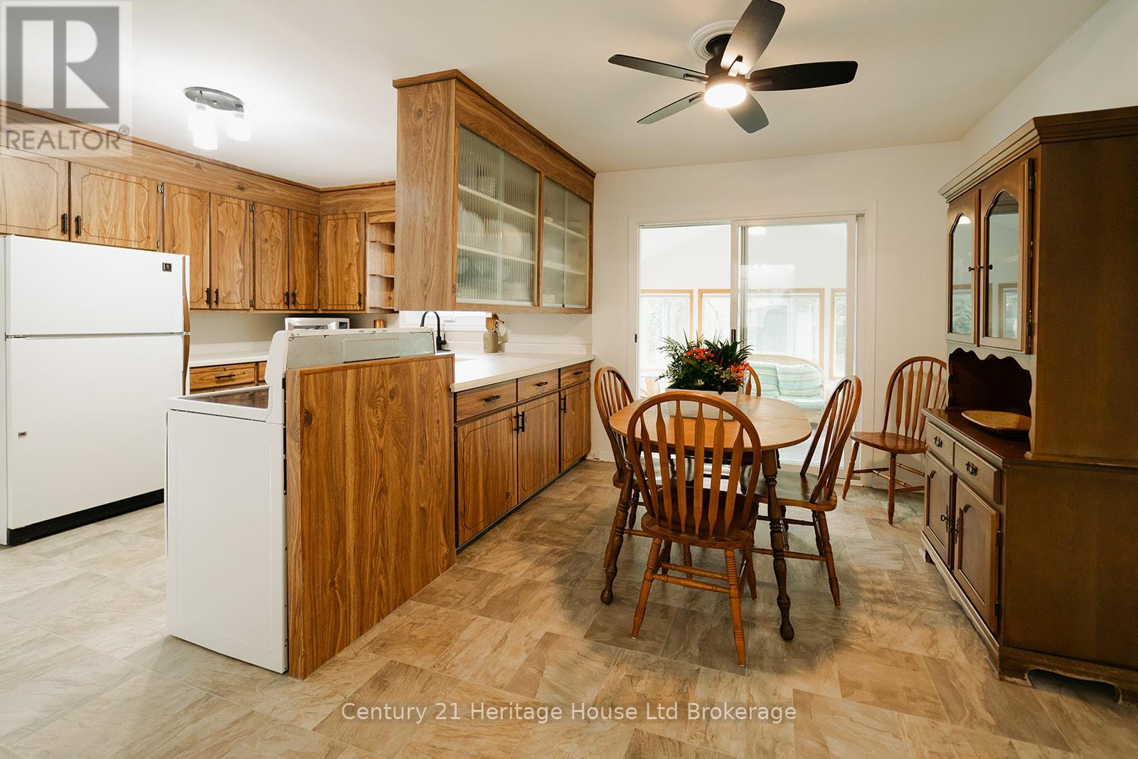 986 Braeside Street, Woodstock (Woodstock - North), Ontario  N4S 4T4 - Photo 14 - X12498878