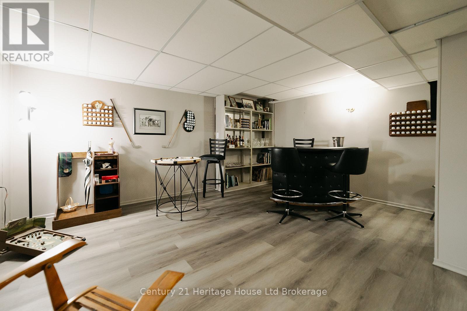 986 Braeside Street, Woodstock (Woodstock - North), Ontario  N4S 4T4 - Photo 34 - X12498878