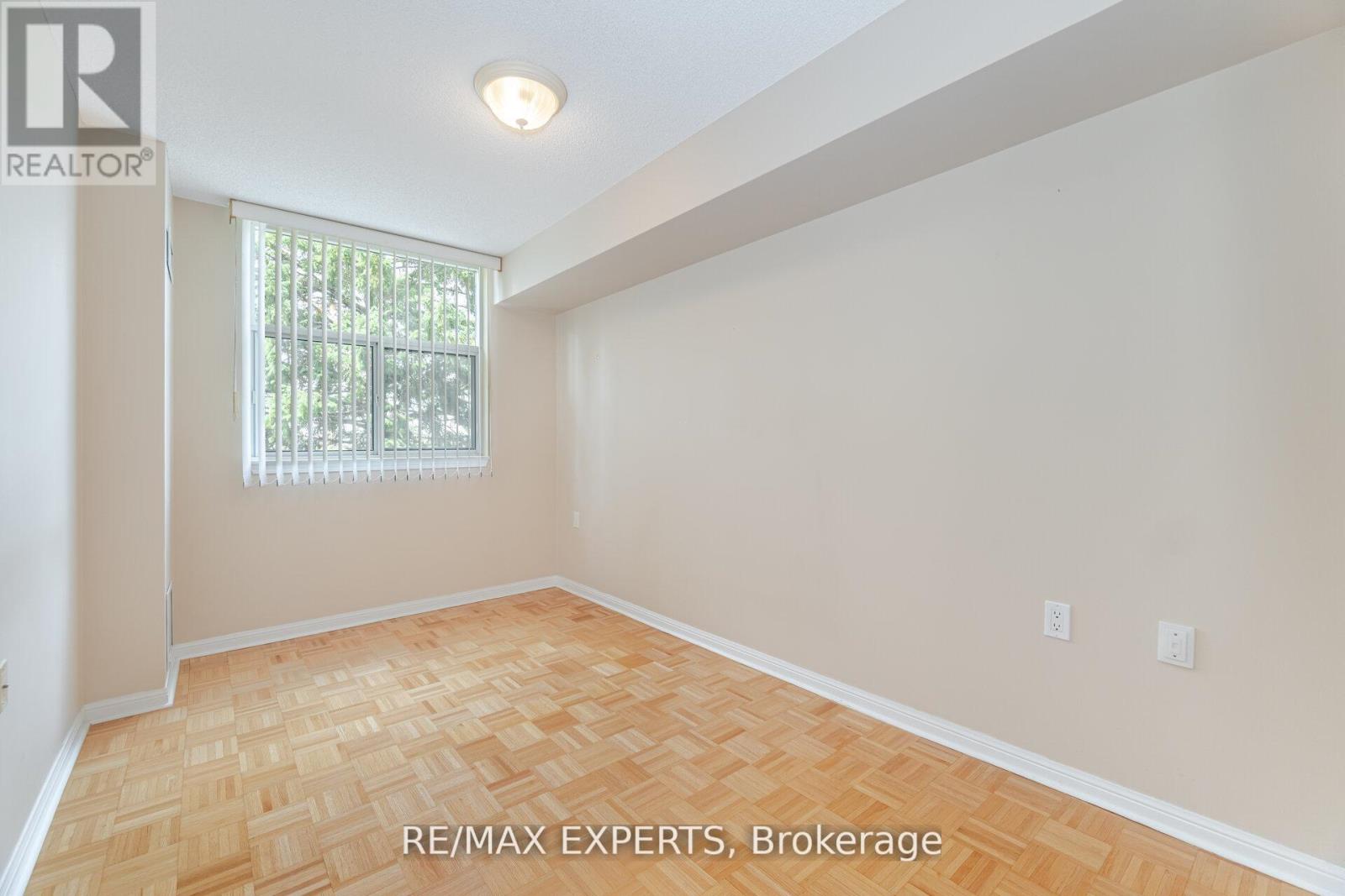 216 - 2502 Rutherford Road, Vaughan, Ontario  L4K 5N6 - Photo 31 - N12498696