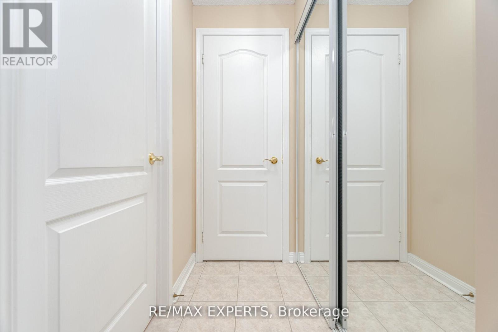 216 - 2502 Rutherford Road, Vaughan, Ontario  L4K 5N6 - Photo 34 - N12498696