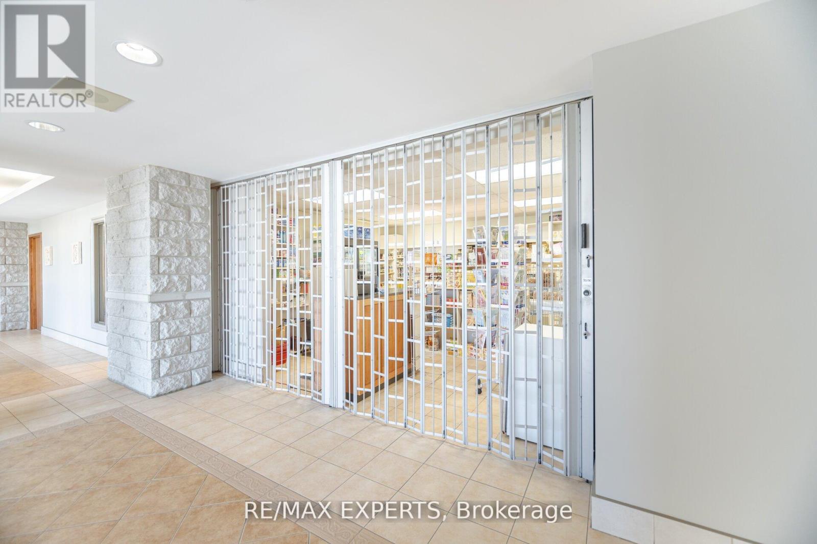 216 - 2502 Rutherford Road, Vaughan, Ontario  L4K 5N6 - Photo 47 - N12498696