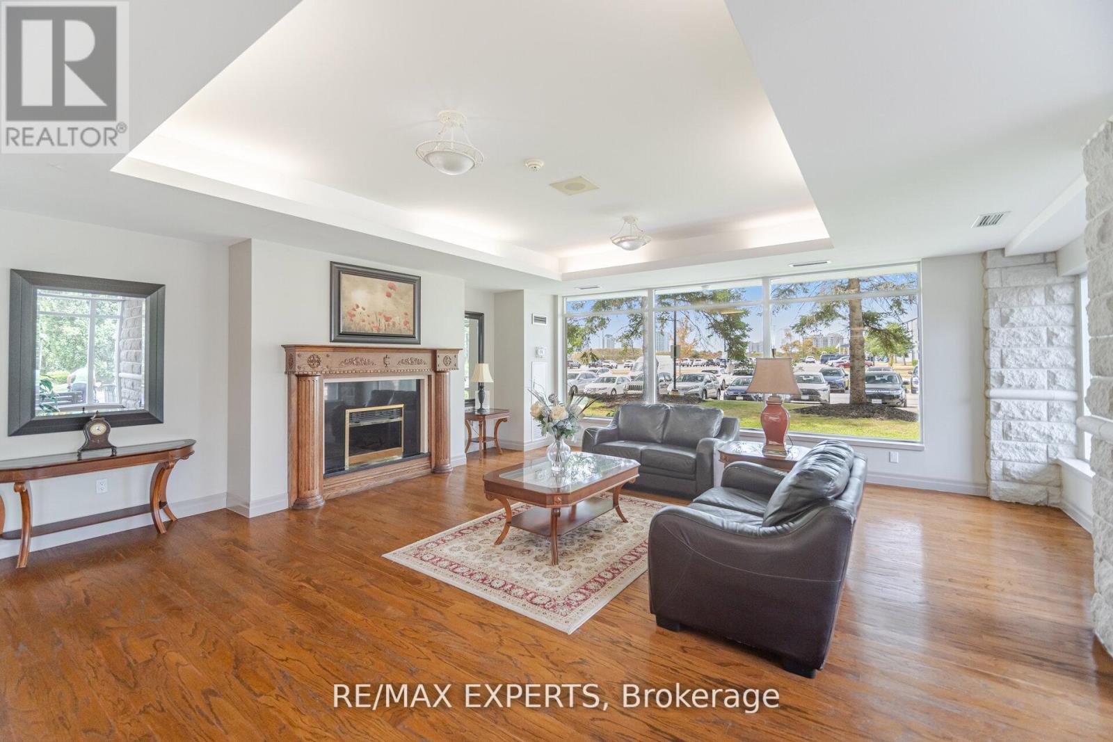 216 - 2502 Rutherford Road, Vaughan, Ontario  L4K 5N6 - Photo 9 - N12498696