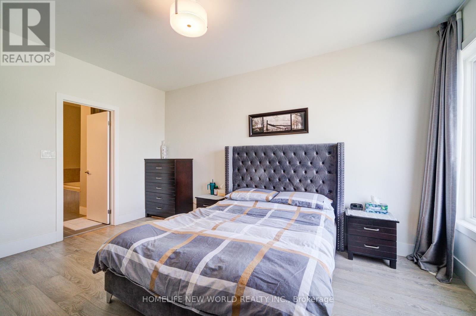 3880 Major Mackenzie Drive, Vaughan (Vellore Village), Ontario  L4H 4R2 - Photo 31 - N12498732