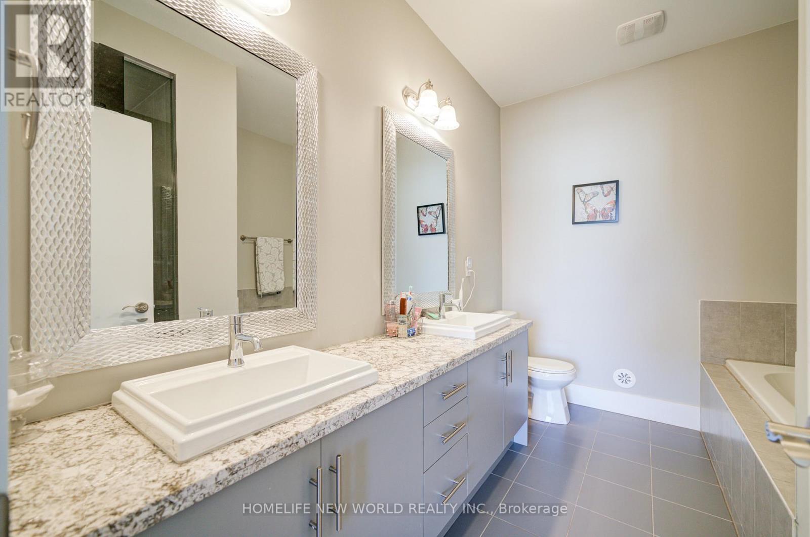 3880 Major Mackenzie Drive, Vaughan (Vellore Village), Ontario  L4H 4R2 - Photo 32 - N12498732