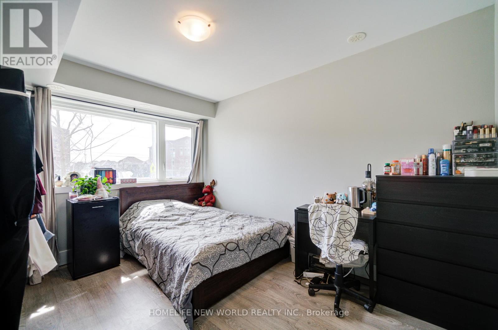 3880 Major Mackenzie Drive, Vaughan (Vellore Village), Ontario  L4H 4R2 - Photo 5 - N12498732