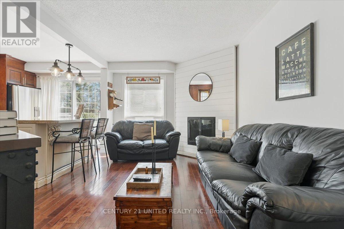 58 - 58 Heathcliffe Square, Brampton (Central Park), Ontario  L6S 5R5 - Photo 13 - W12498824