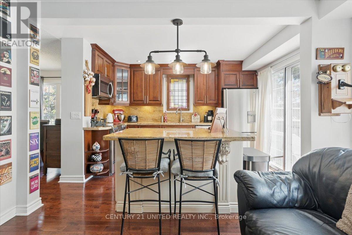 58 - 58 Heathcliffe Square, Brampton (Central Park), Ontario  L6S 5R5 - Photo 15 - W12498824