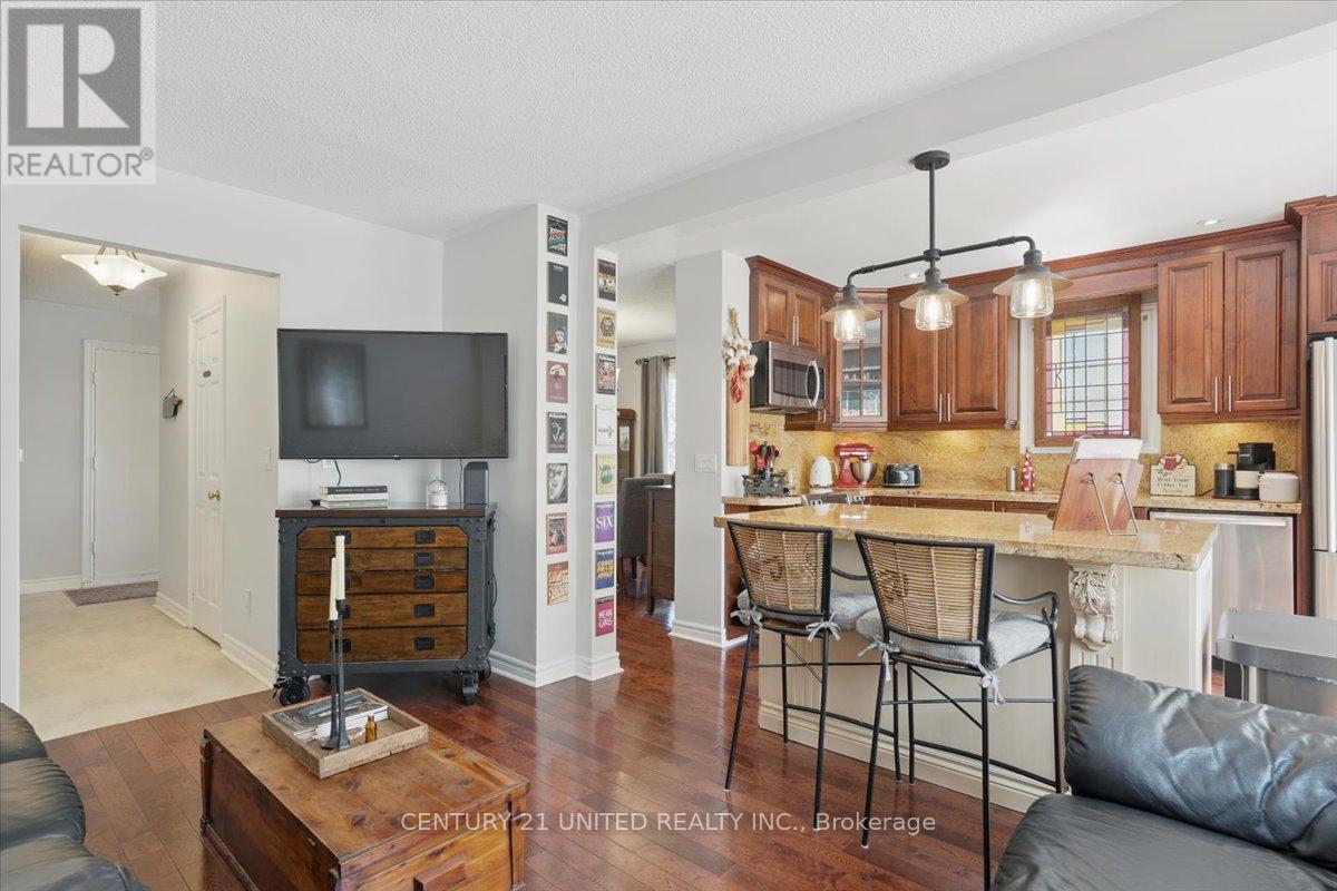 58 - 58 Heathcliffe Square, Brampton (Central Park), Ontario  L6S 5R5 - Photo 16 - W12498824