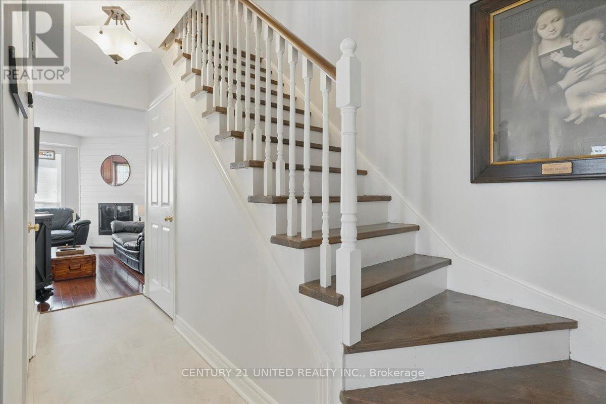 58 - 58 Heathcliffe Square, Brampton (Central Park), Ontario  L6S 5R5 - Photo 19 - W12498824