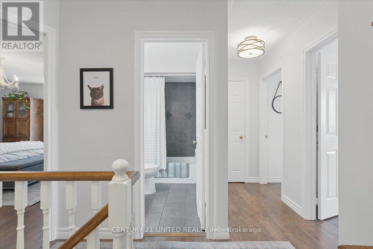 58 - 58 Heathcliffe Square, Brampton (Central Park), Ontario  L6S 5R5 - Photo 22 - W12498824