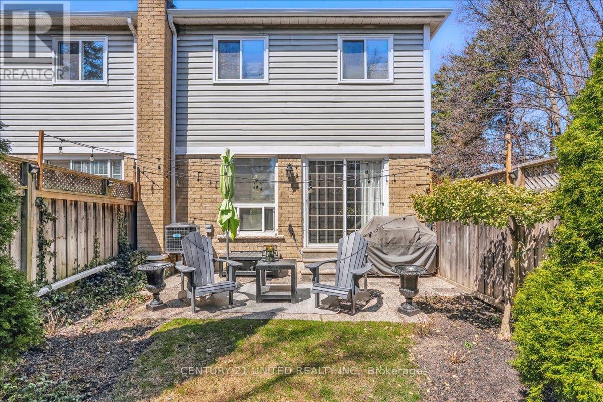 58 - 58 Heathcliffe Square, Brampton (Central Park), Ontario  L6S 5R5 - Photo 42 - W12498824