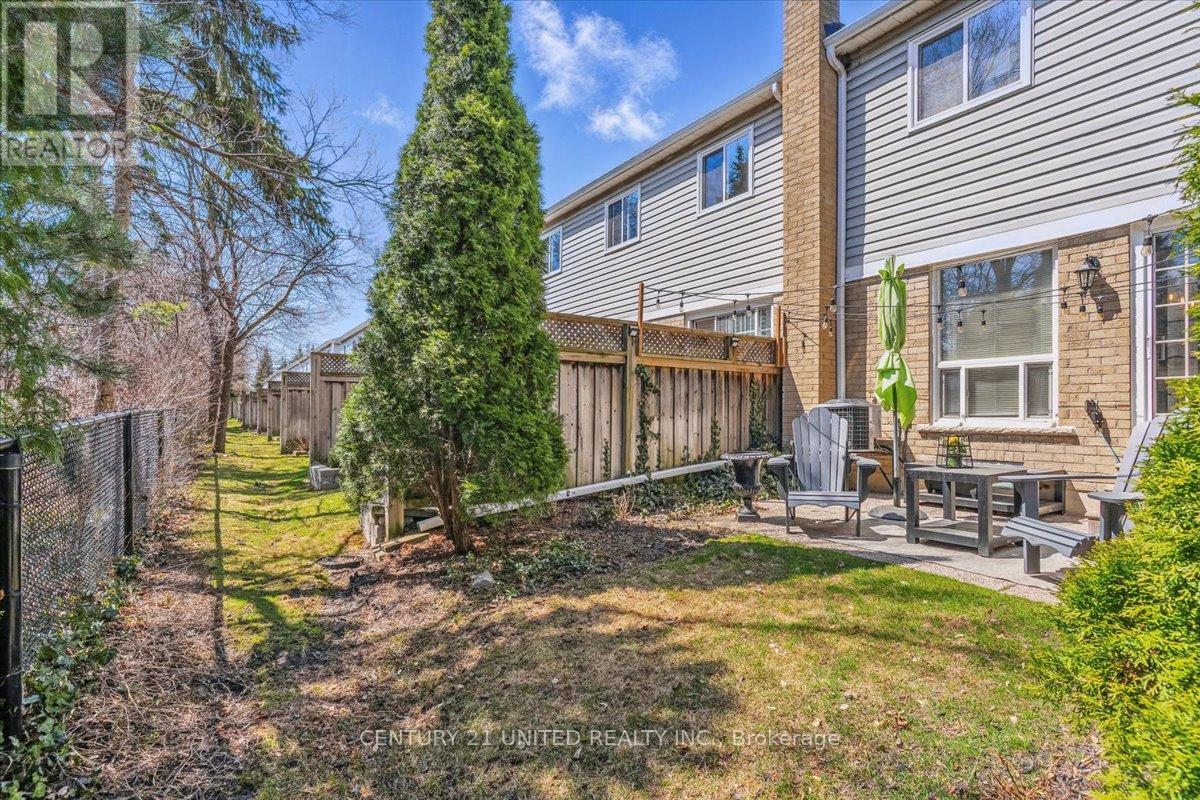 58 - 58 Heathcliffe Square, Brampton (Central Park), Ontario  L6S 5R5 - Photo 43 - W12498824