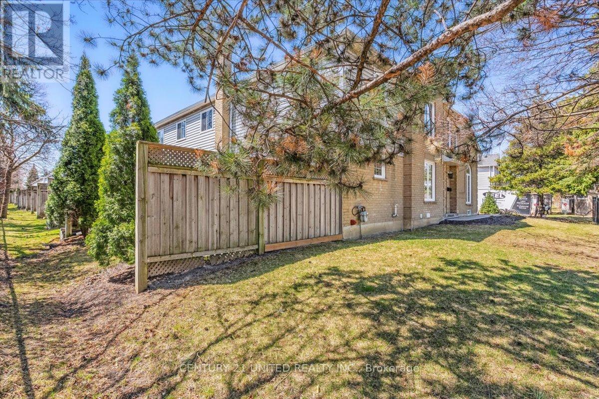 58 - 58 Heathcliffe Square, Brampton (Central Park), Ontario  L6S 5R5 - Photo 44 - W12498824