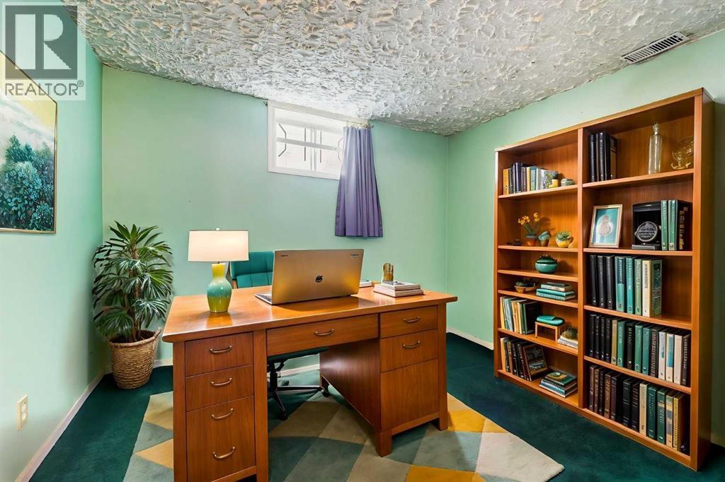 1048 39 Avenue Nw, Calgary, Alberta  T2K 0E1 - Photo 28 - A2259464