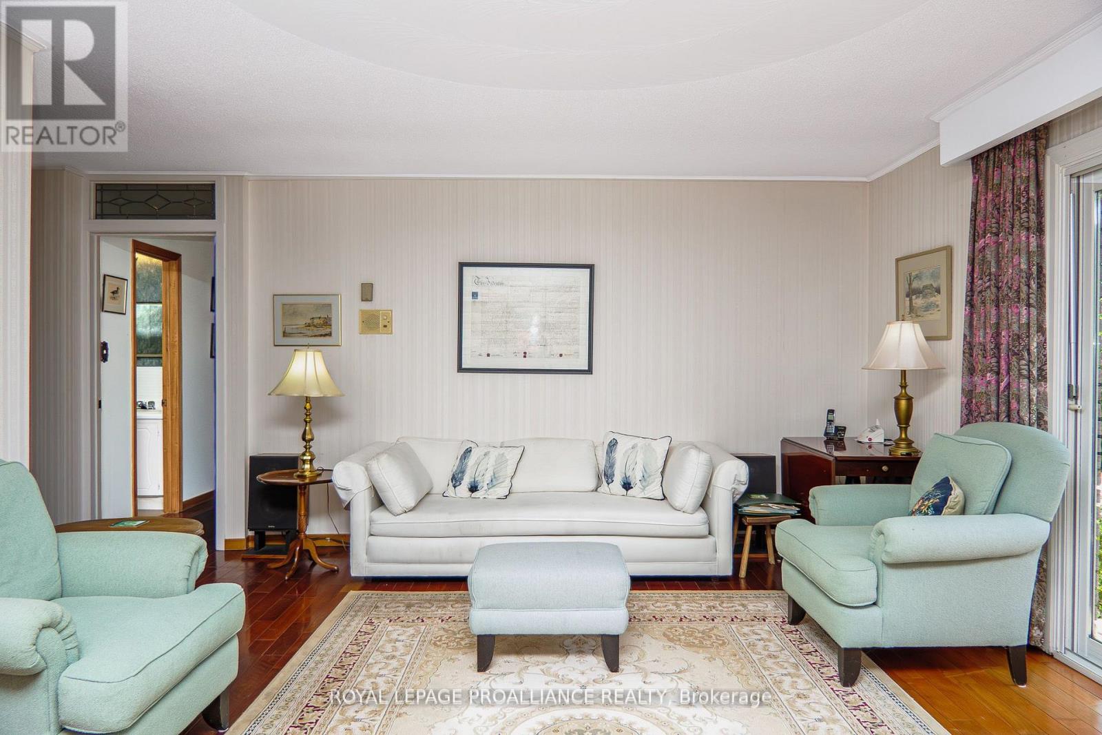 95 Baylea Drive, Quinte West (Sidney Ward), Ontario  K8V 5P5 - Photo 13 - X12498758