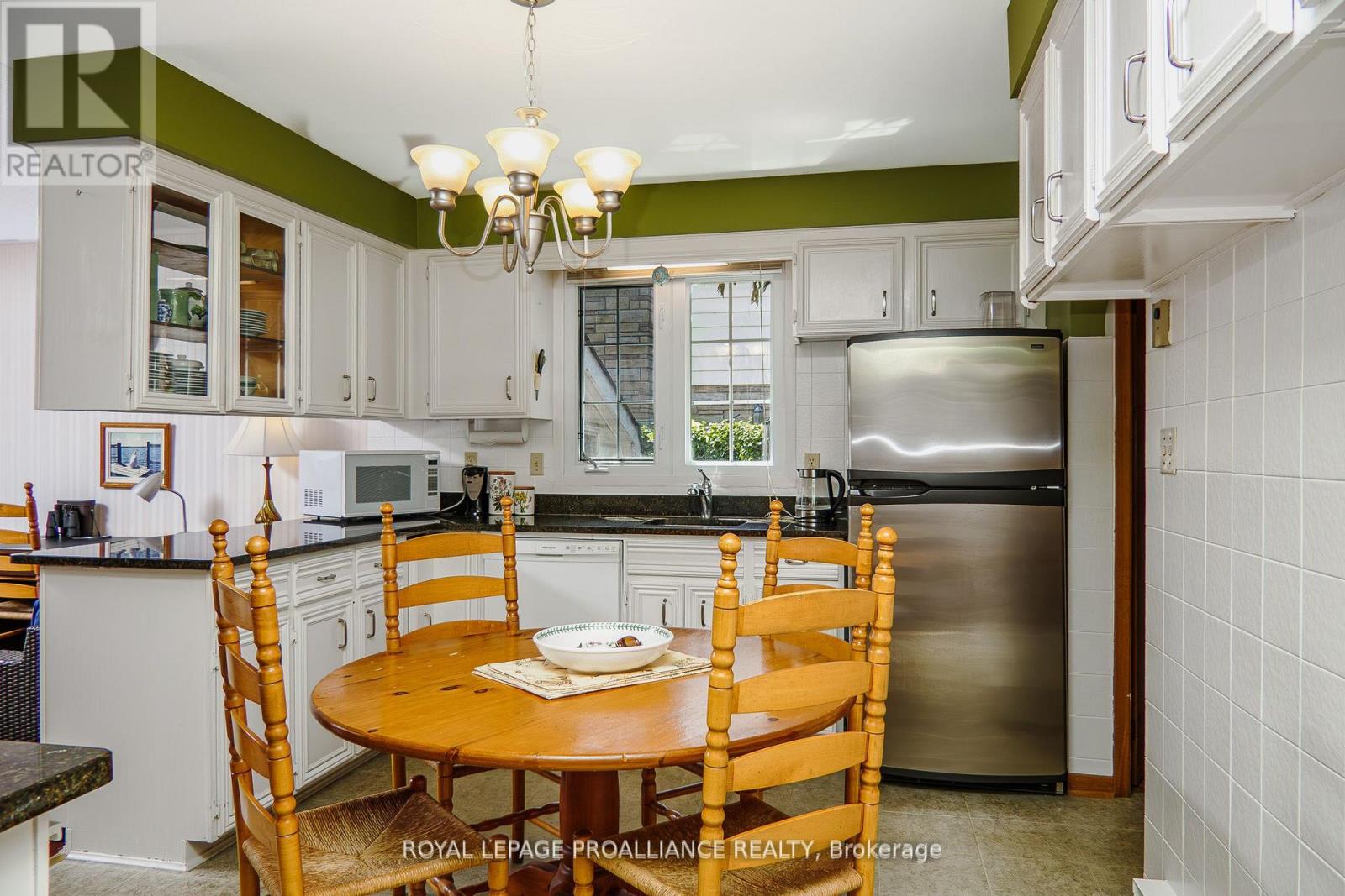 95 Baylea Drive, Quinte West (Sidney Ward), Ontario  K8V 5P5 - Photo 17 - X12498758