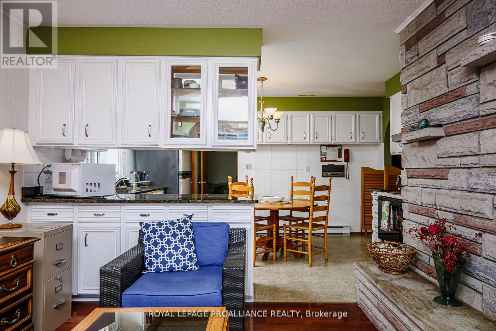 95 Baylea Drive, Quinte West (Sidney Ward), Ontario  K8V 5P5 - Photo 23 - X12498758