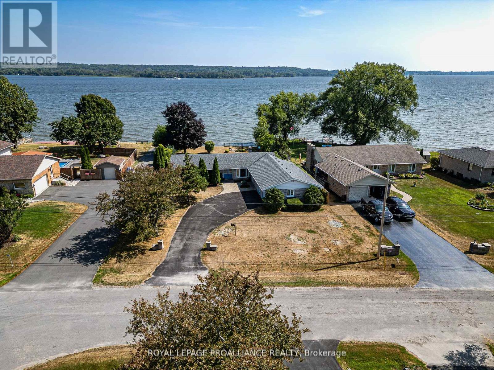 95 Baylea Drive, Quinte West (Sidney Ward), Ontario  K8V 5P5 - Photo 8 - X12498758