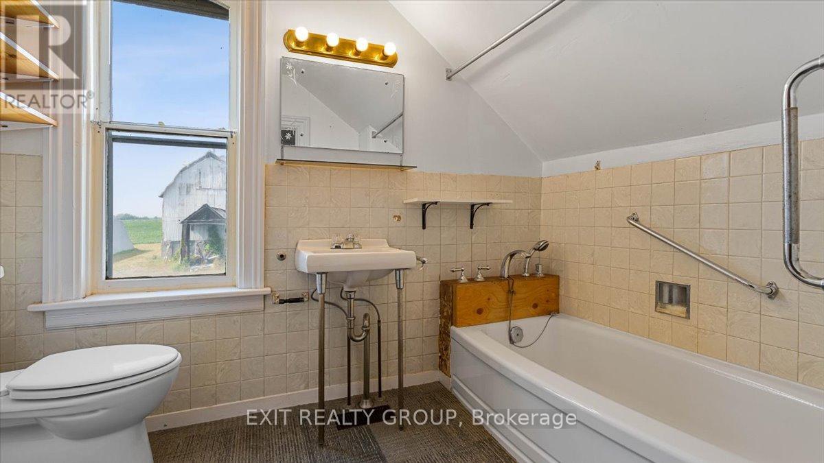 837 Casey Road, Belleville, Ontario K8N 4Z6 - Photo 28 - X12498788