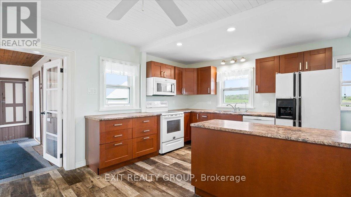 837 Casey Road, Belleville, Ontario K8N 4Z6 - Photo 4 - X12498788