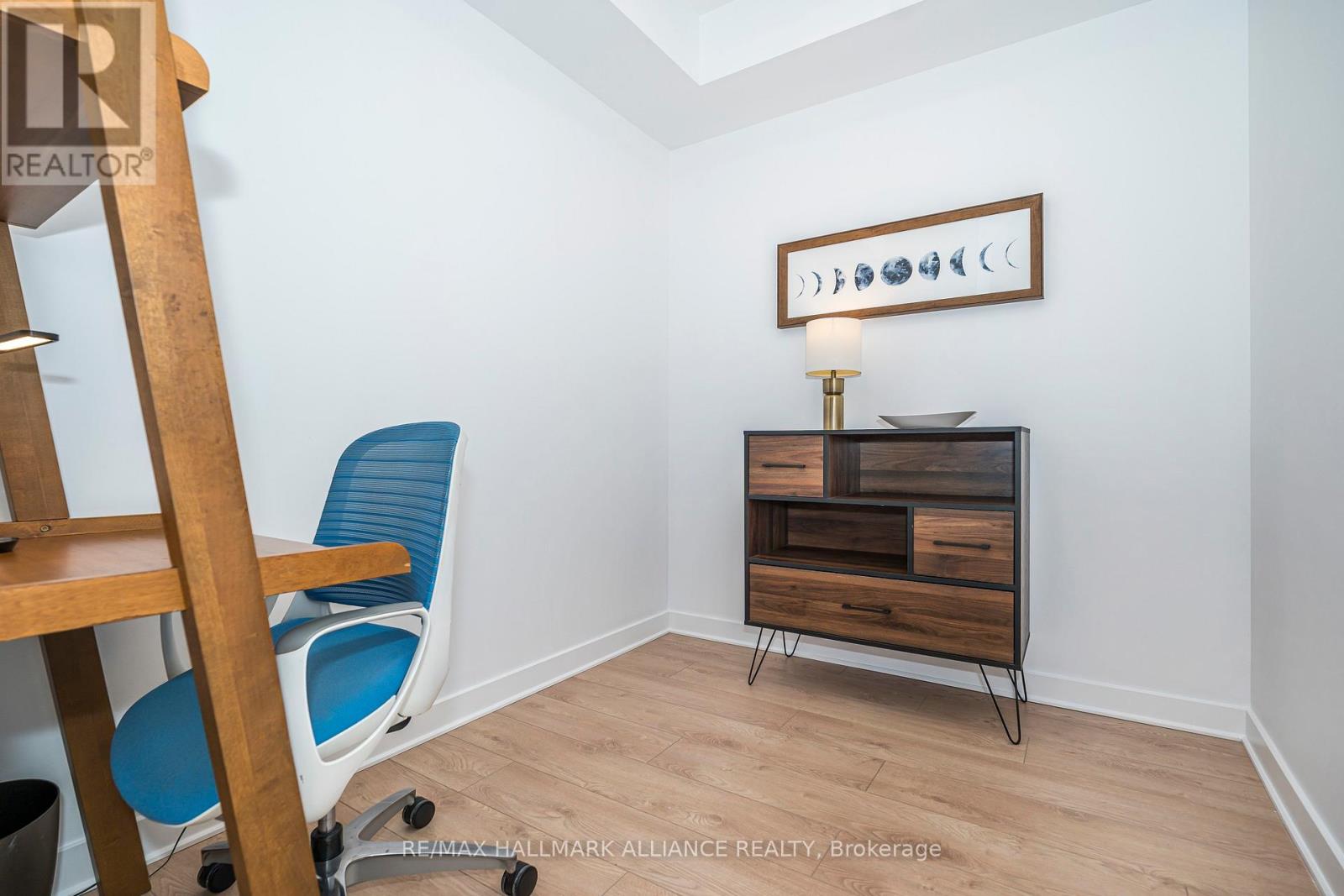 1015 - 21 Nelson Street, Toronto, Ontario  M5V 3H9 - Photo 25 - C12494956